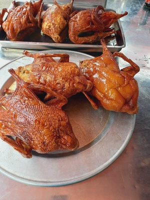 Vịt quay Thiên Hào Hồng Định