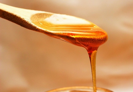 Mật ong Hoàng Tung