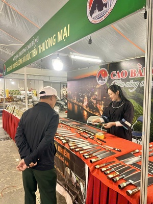 Dao Phúc Sen Huy Dương