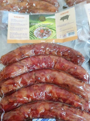 Lạp sườn hun khói mía