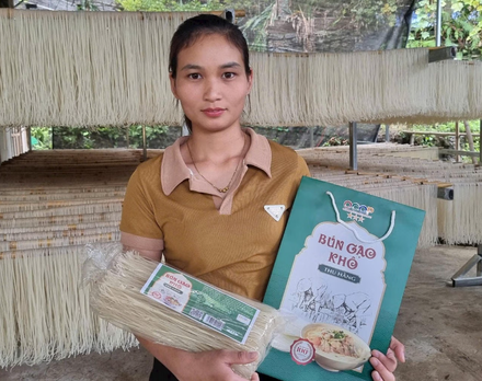 Bún gạo khô Thu Hằng