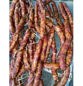 Lạp sườn Toàn Giang